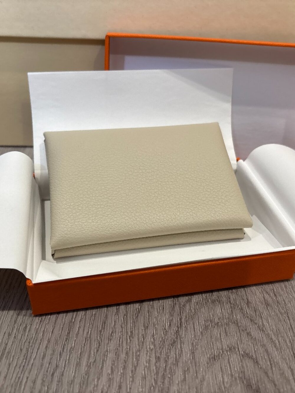 NEW Hermes Calvi Duo Wallet Evercolor Beton Beige
